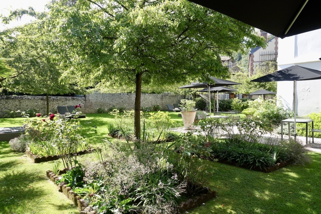 Hotels Saint-Delis Honfleur Normandy/France - best hotels Champagne & Honfleur